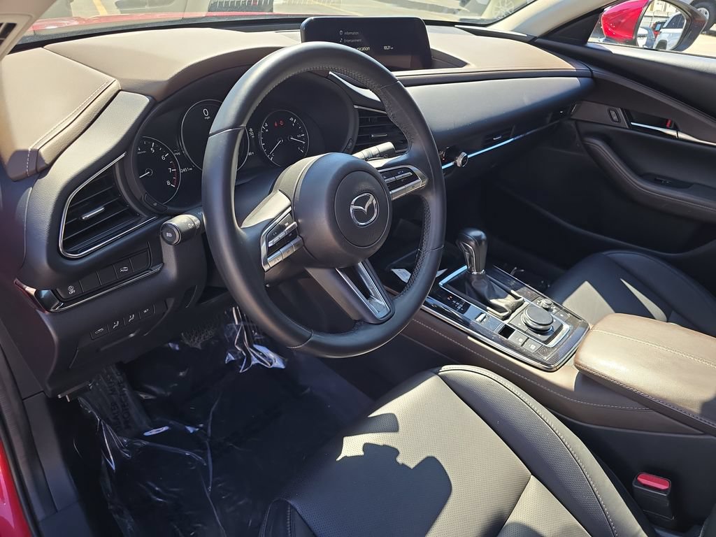Used 2023 MAZDA CX-30 AWD 2.5 S w/ Premium Package image 16