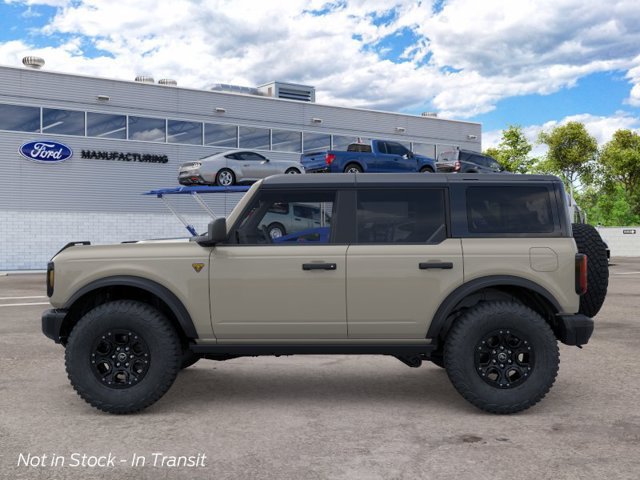 New 2026 Ford Bronco Badlands w/ Wildtrak Package AWD/4WD image 3