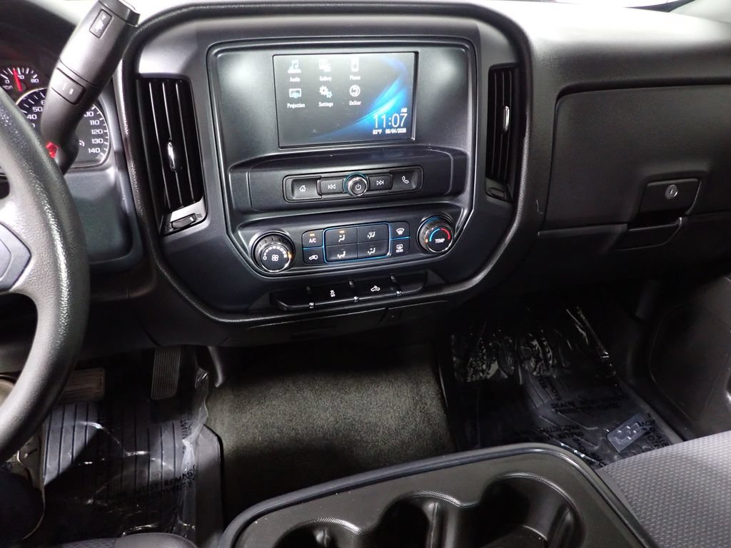 Used 2018 Chevrolet Silverado 1500 Custom w/ Custom Convenience Package RWD image 29