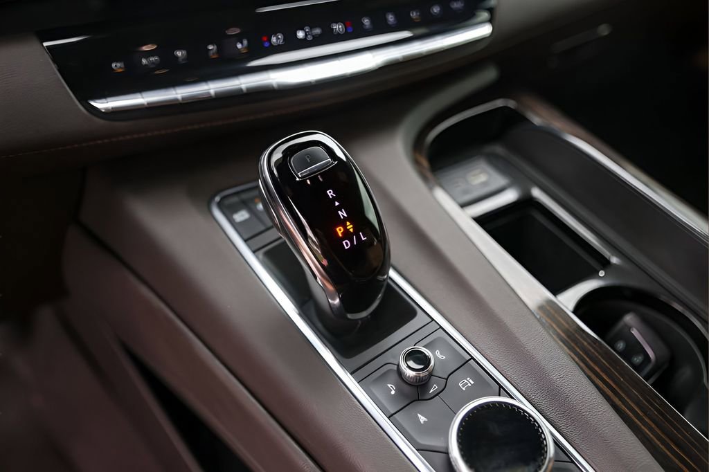 Used 2021 Cadillac Escalade Sport w/ Heavy-Duty Trailer Package image 19