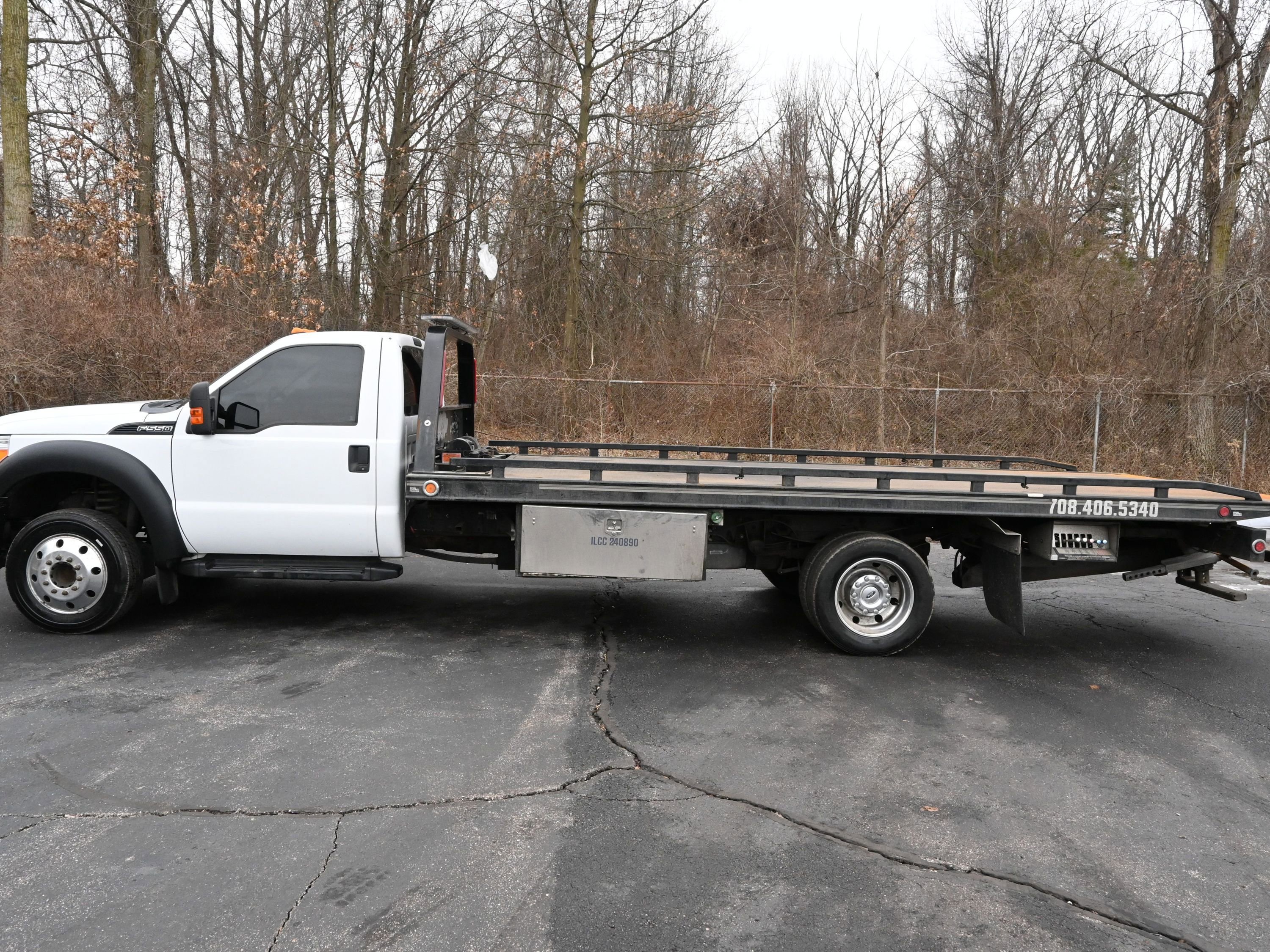 Used 2016 Ford F550 2WD Regular Cab Super Duty image 10