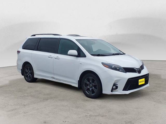Used 2020 Toyota Sienna SE w/ SE Preferred Package AWD/4WD image 7