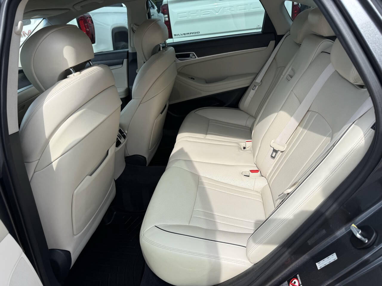 Used 2017 Genesis G80 5.0 Ultimate RWD image 13