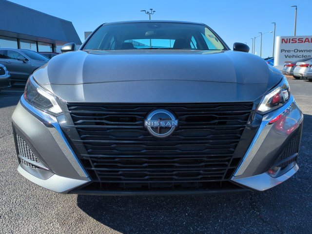 Used 2025 Nissan Altima 2.5 SV image 10