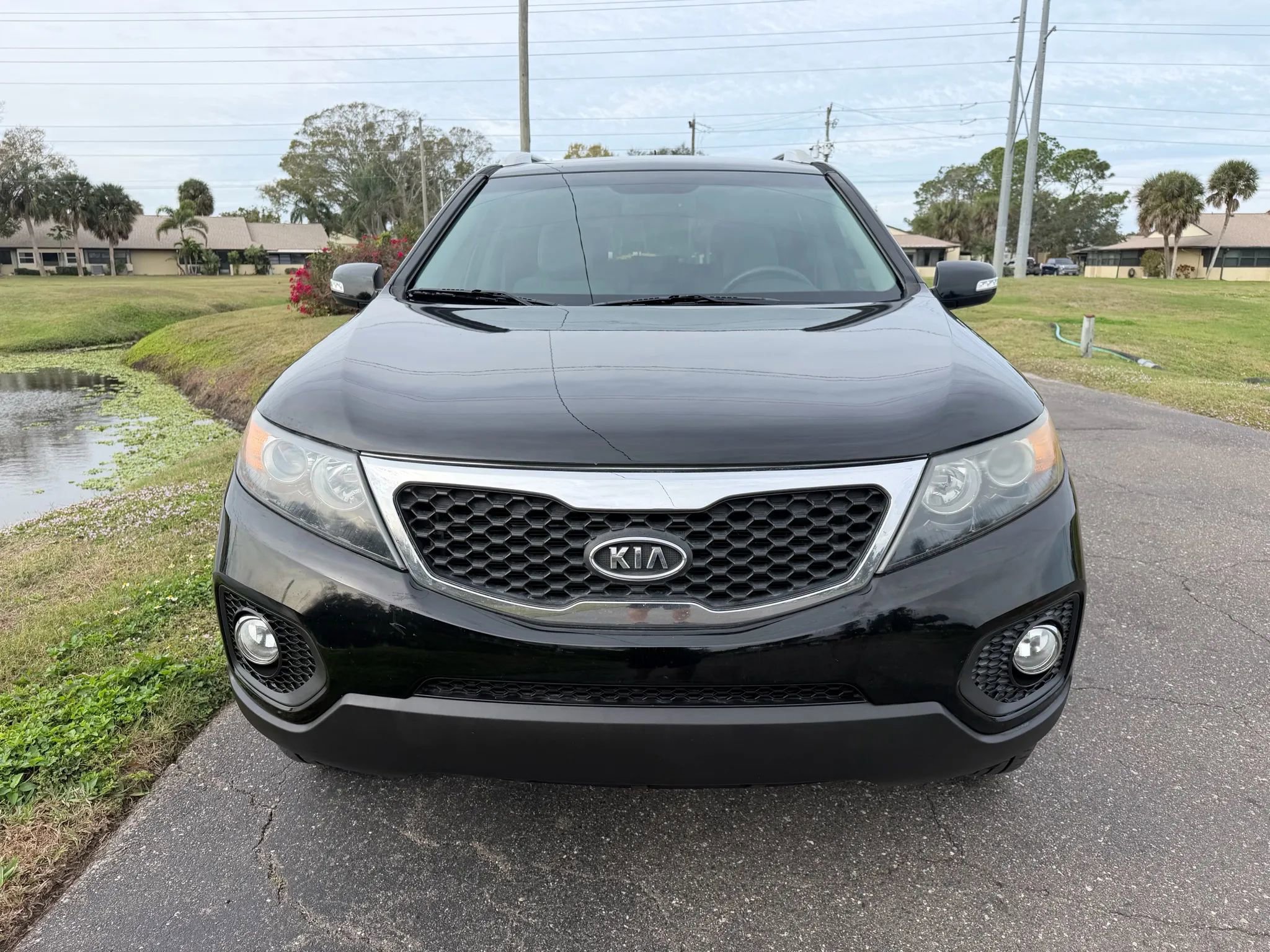Used 2011 Kia Sorento LX w/ Convenience Pkg image 3