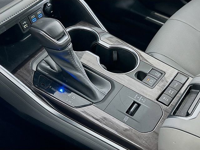 Used 2022 Toyota Highlander Platinum AWD/4WD image 19