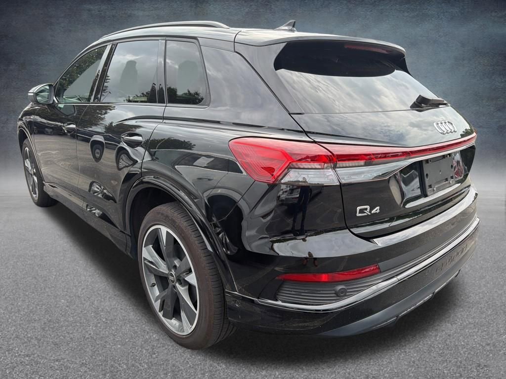 Used 2023 Audi Q4 e-tron Premium Plus w/ Premium Plus AWD/4WD image 2