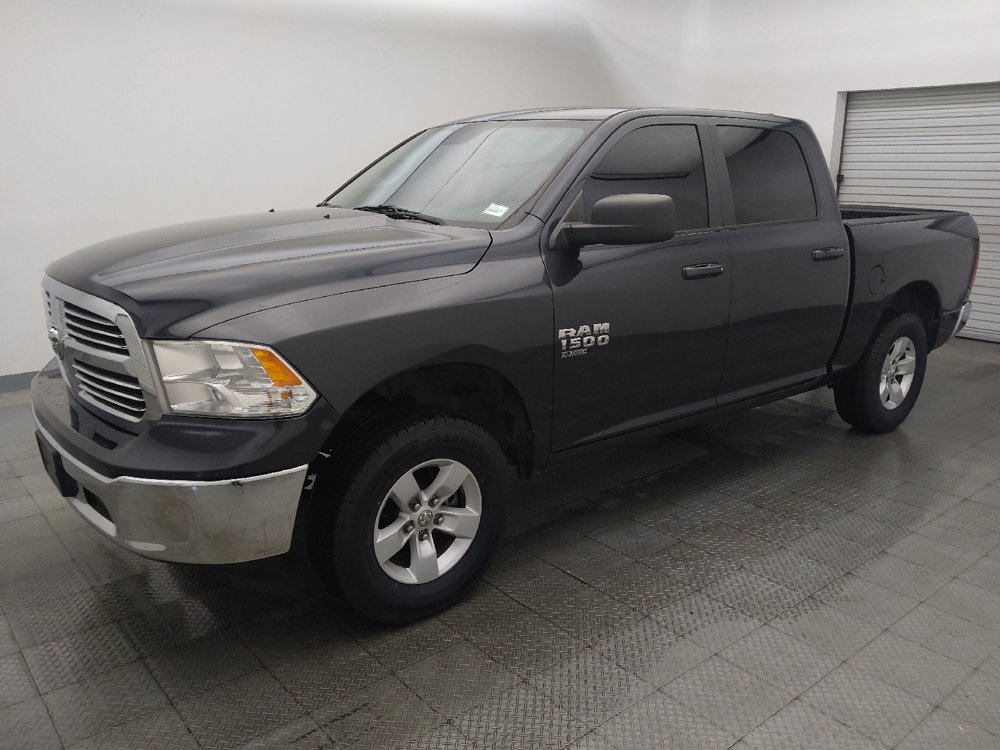 Used 2021 RAM 1500 Classic SLT RWD image 2