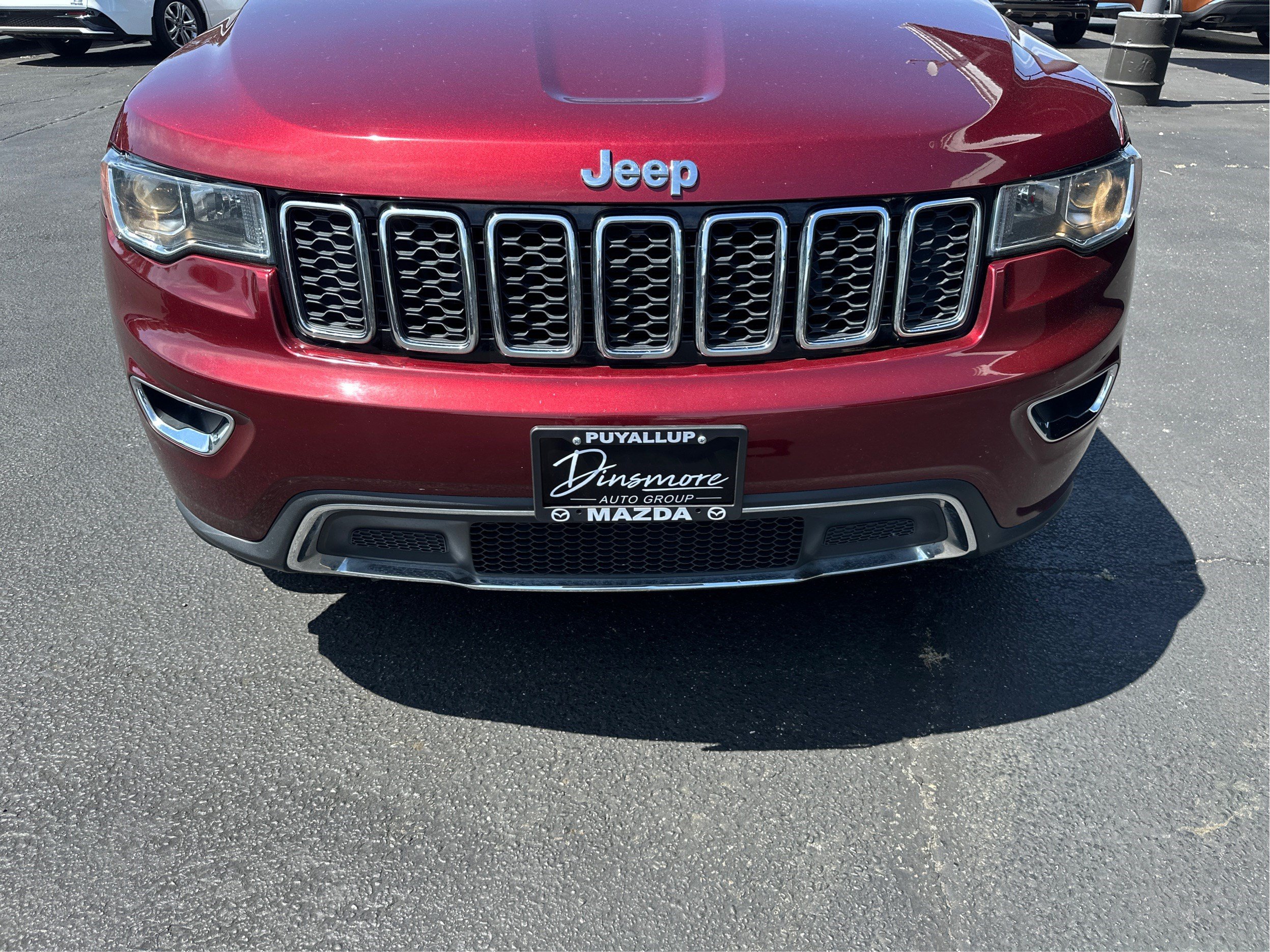 Used 2019 Jeep Grand Cherokee Limited AWD/4WD image 23