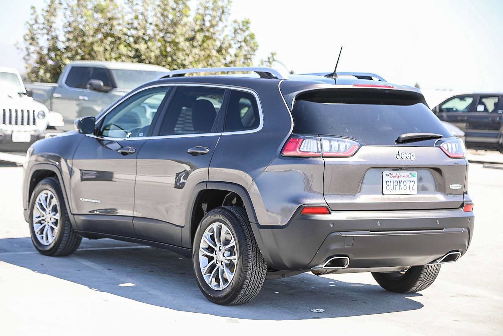 Used 2021 Jeep Cherokee Latitude Lux FWD image 7