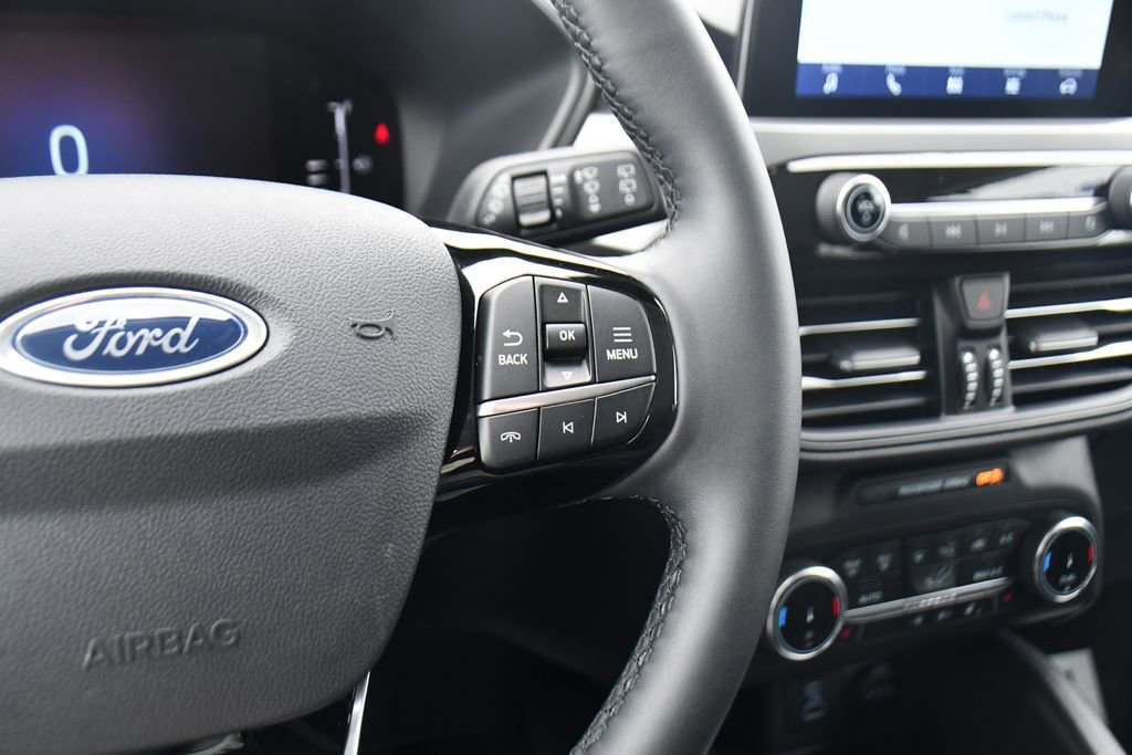 Used 2023 Ford Escape Active image 35