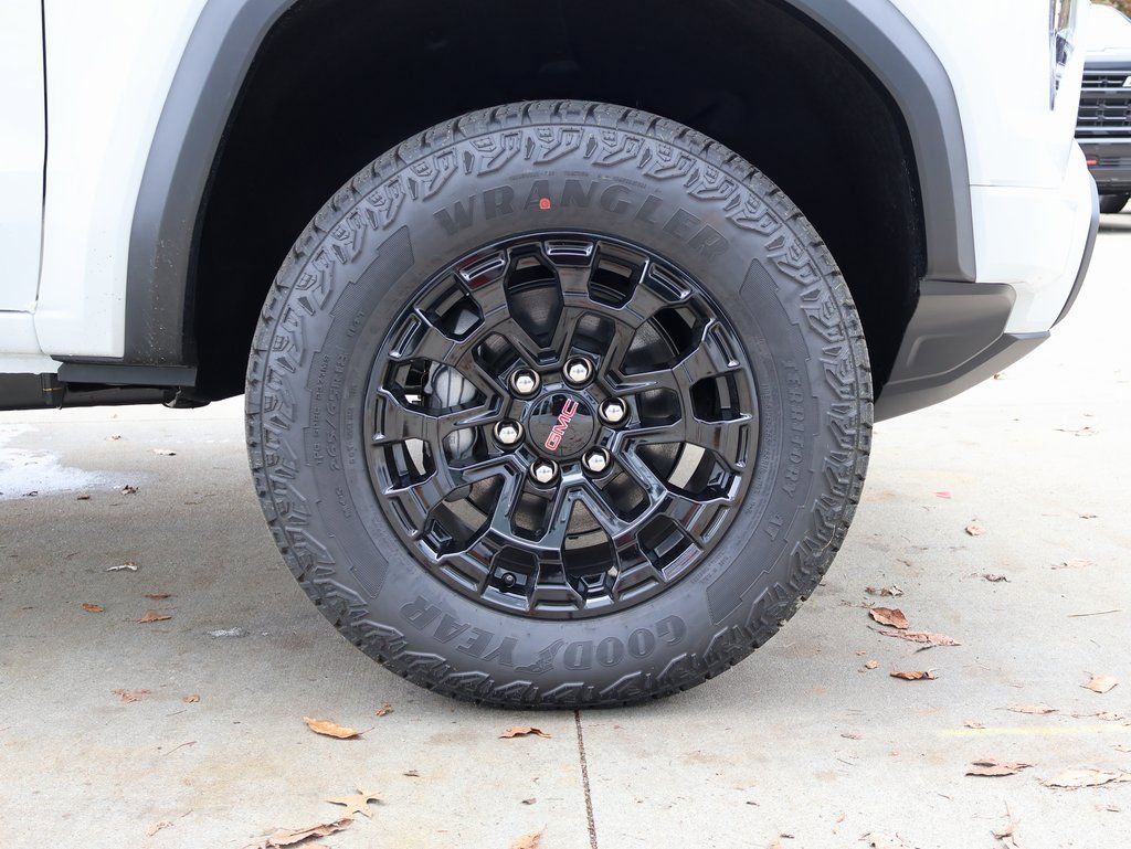 New 2026 GMC Canyon Elevation w/ Convenience Package image 42
