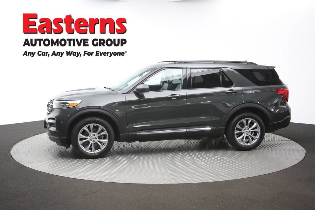 Used 2022 Ford Explorer XLT w/ Equipment Group 202A AWD/4WD image 62