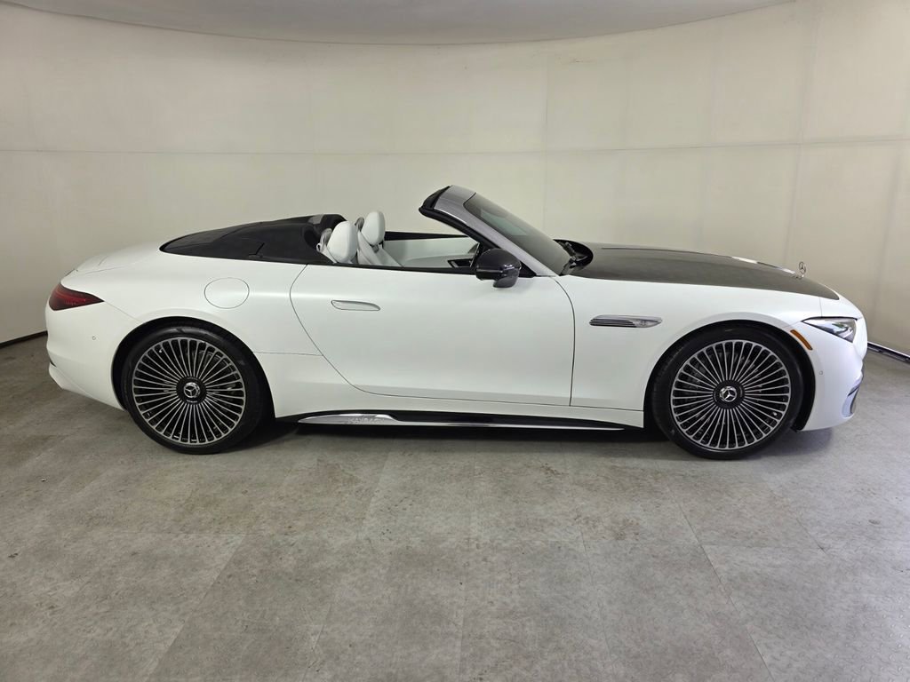Certified 2026 Mercedes-Benz Maybach SL 680 image 3