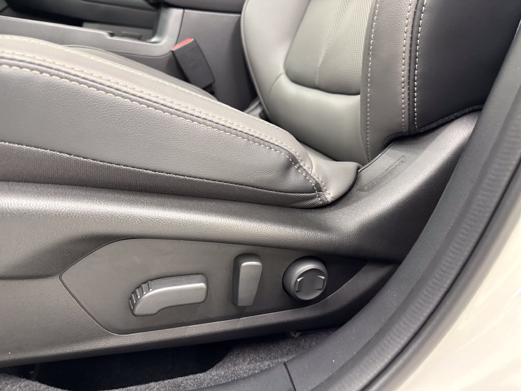 New 2026 Subaru Outback Limited XT AWD/4WD image 13