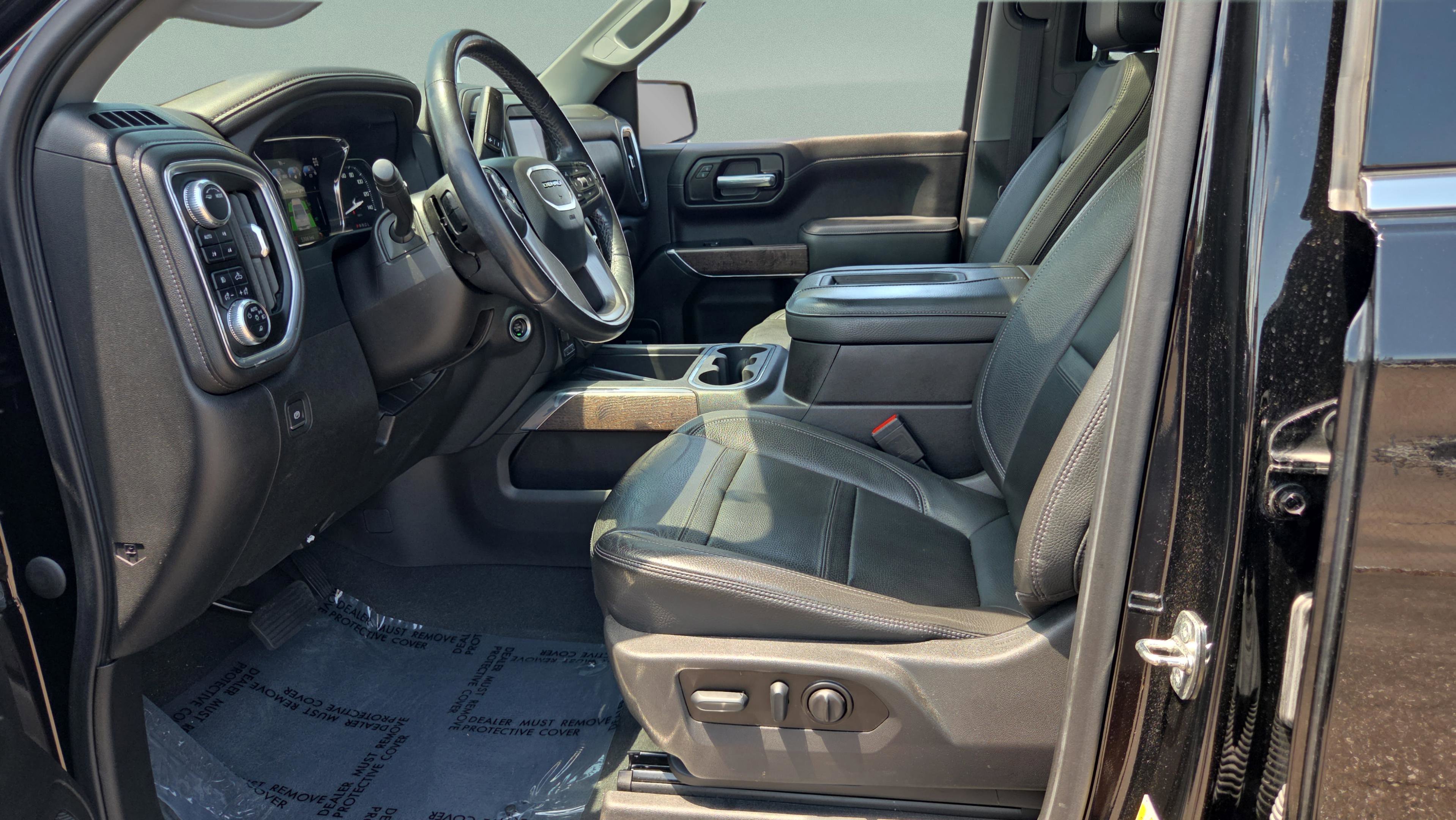 Used 2022 GMC Sierra 1500 Denali w/ Denali Premium Package AWD/4WD image 9