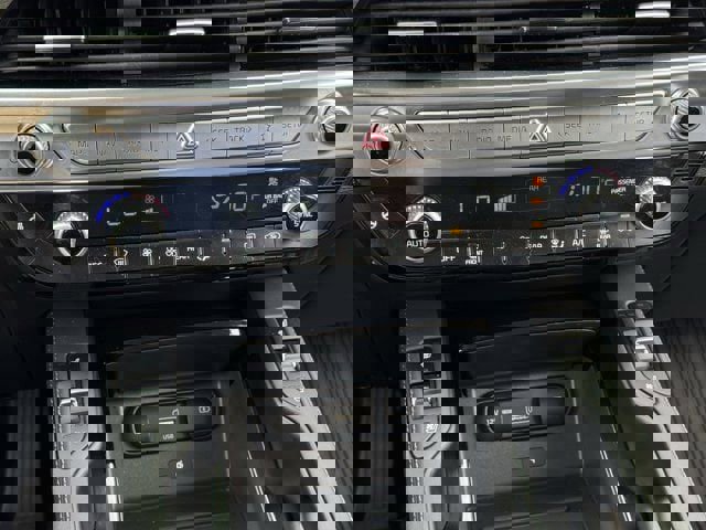 Used 2022 Kia Telluride EX w/ EX Premium Package image 19