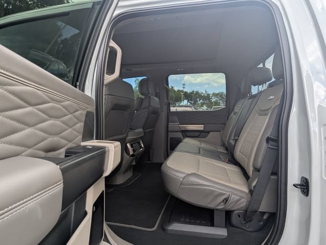 Used 2025 Ford F450 Platinum w/ Platinum Plus Package AWD/4WD image 22