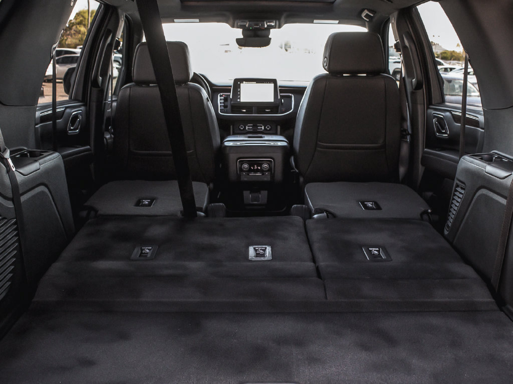 Used 2023 Chevrolet Tahoe High Country w/ Max Trailering Package AWD/4WD image 46