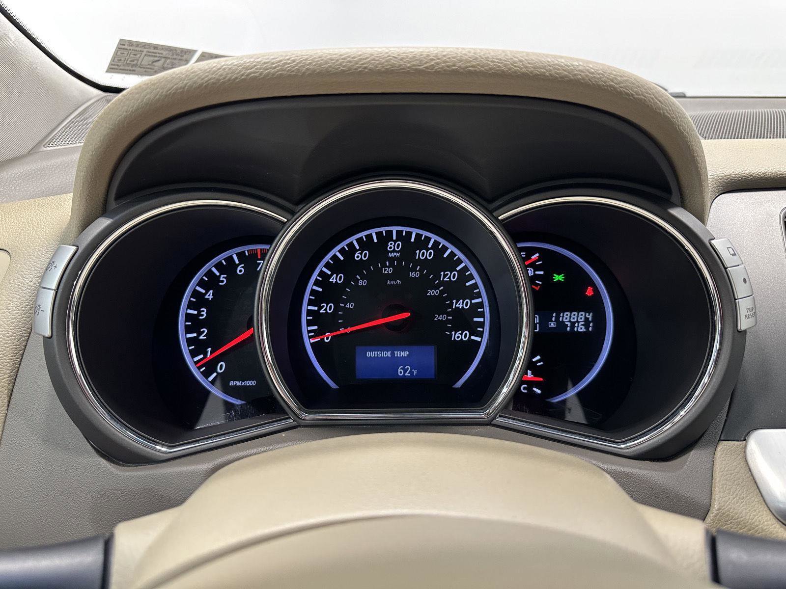 Used 2011 Nissan Murano LE w/ Navigation Pkg image 18