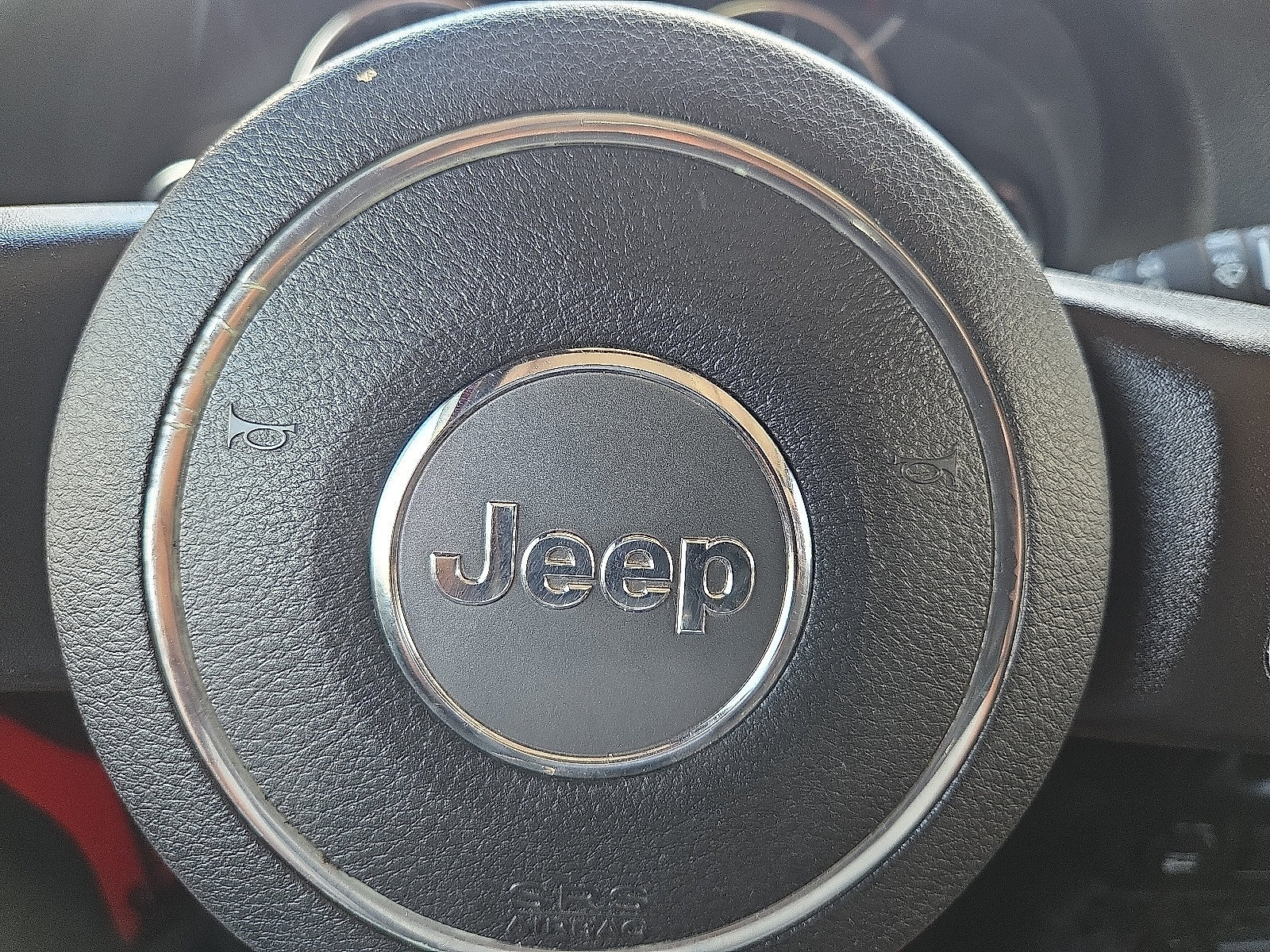 Used 2015 Jeep Wrangler Unlimited Sport w/ Connectivity Group AWD/4WD image 22