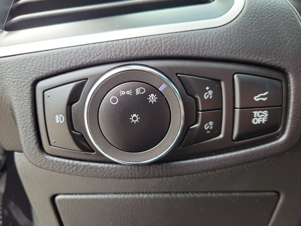 Used 2024 Ford Edge SEL w/ Convenience Package AWD/4WD image 22