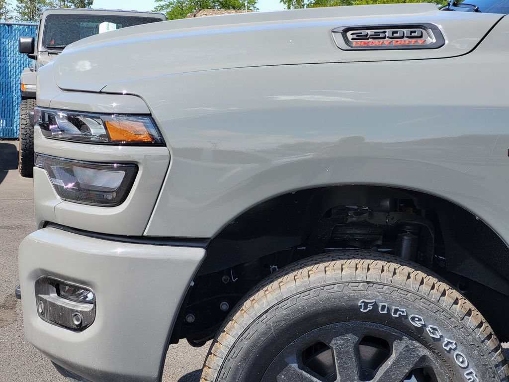 New 2026 RAM 2500 Big Horn AWD/4WD image 9