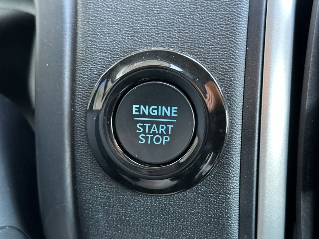 Certified 2025 Ford Expedition Active image 23