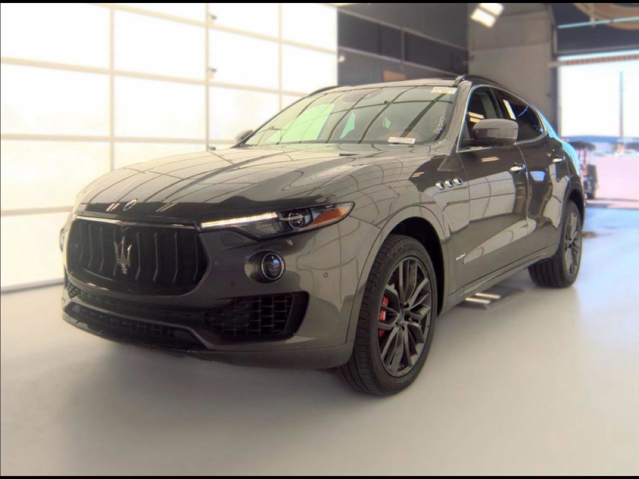 Used 2018 Maserati Levante S GranSport AWD/4WD video 1