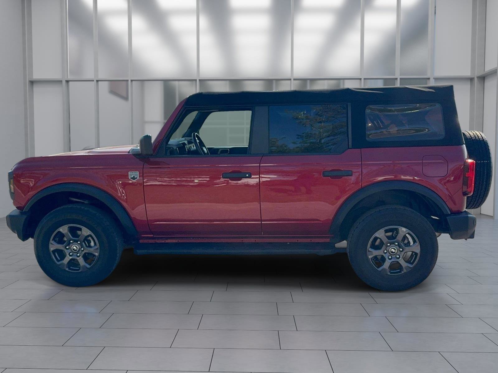 Used 2021 Ford Bronco Big Bend image 3