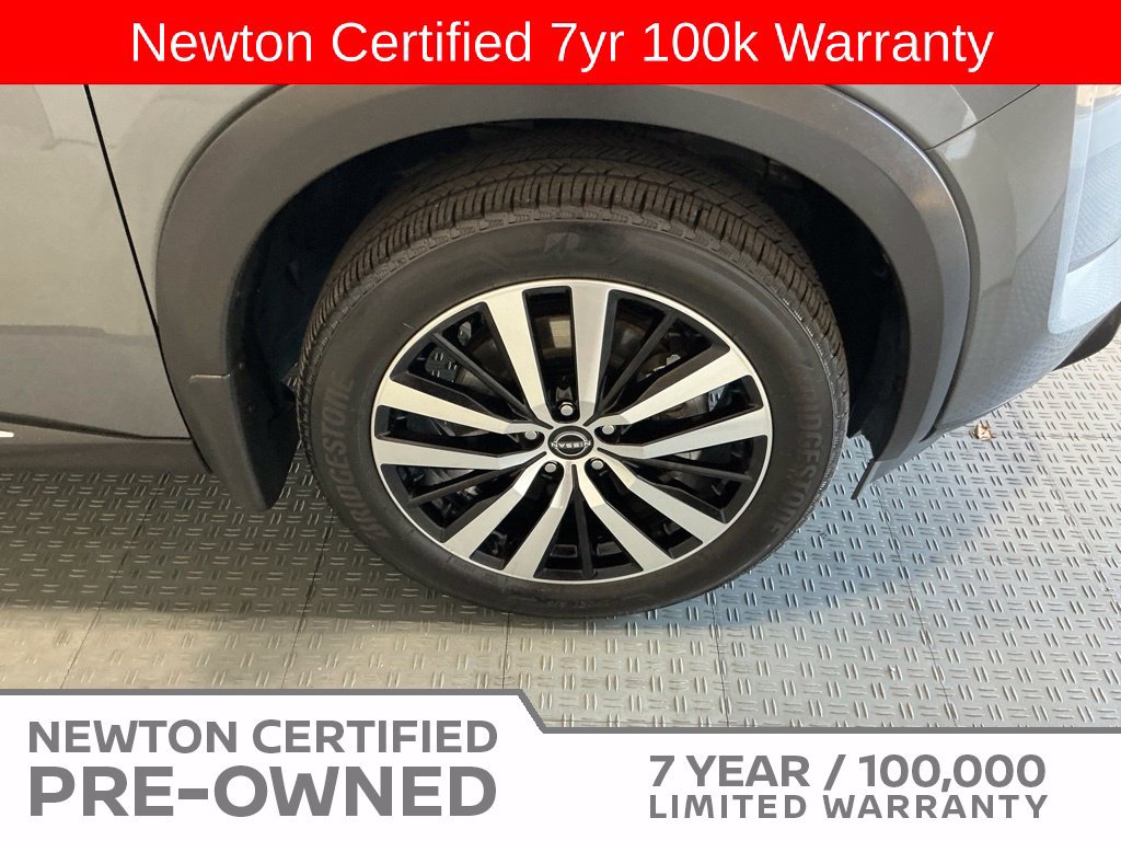 Used 2025 Nissan Pathfinder Platinum w/ Cargo Package FWD image 52