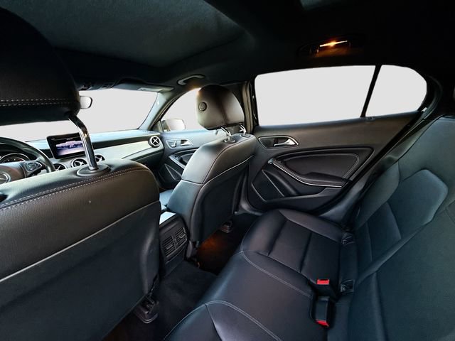 Used 2019 Mercedes-Benz GLA 250 4MATIC image 23
