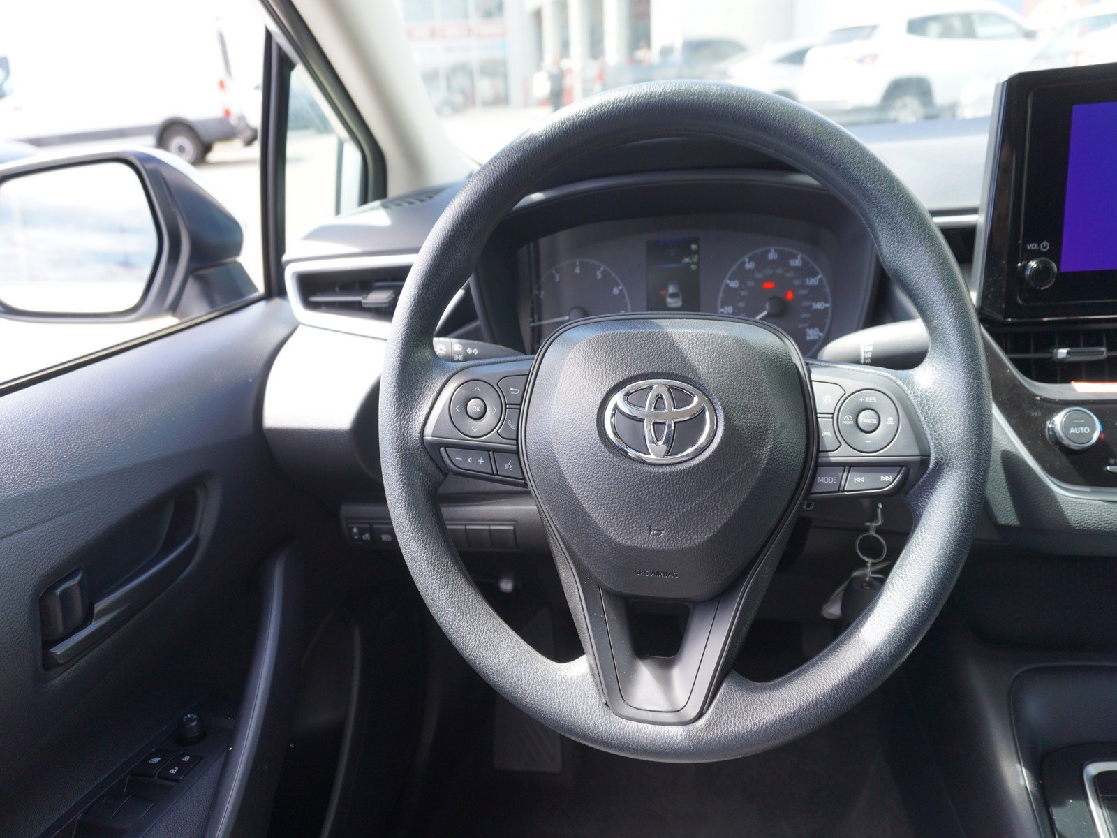 Used 2025 Toyota Corolla LE image 13