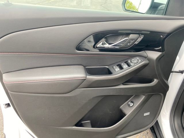 Certified 2023 Chevrolet Traverse RS w/ LPO, Floor Liner Package image 17