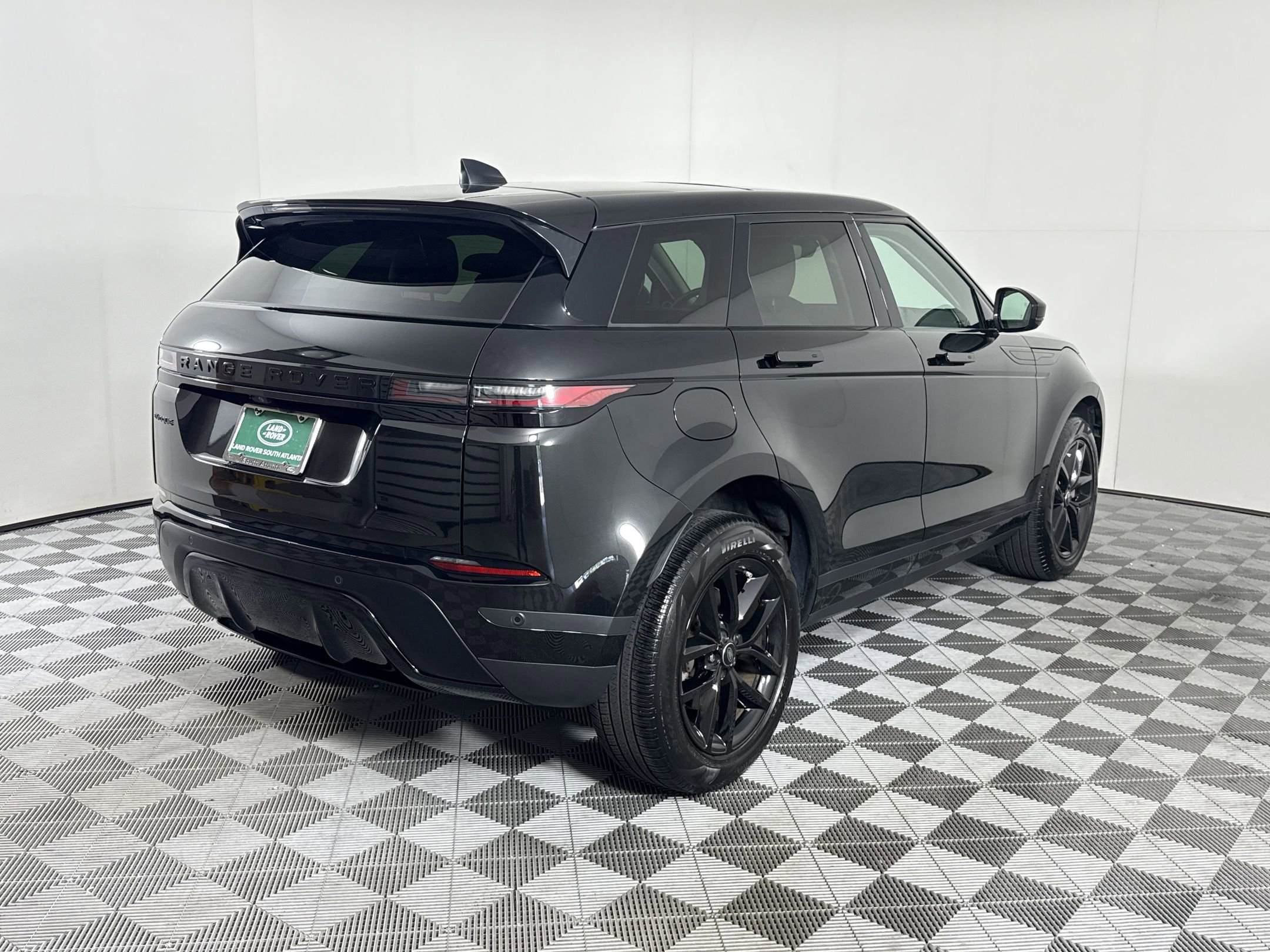 Certified 2024 Land Rover Range Rover Evoque S AWD/4WD image 8