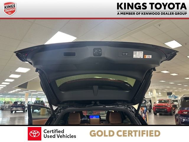 Certified 2025 Toyota Crown Signia w/ Advanced Technology Package AWD/4WD image 23