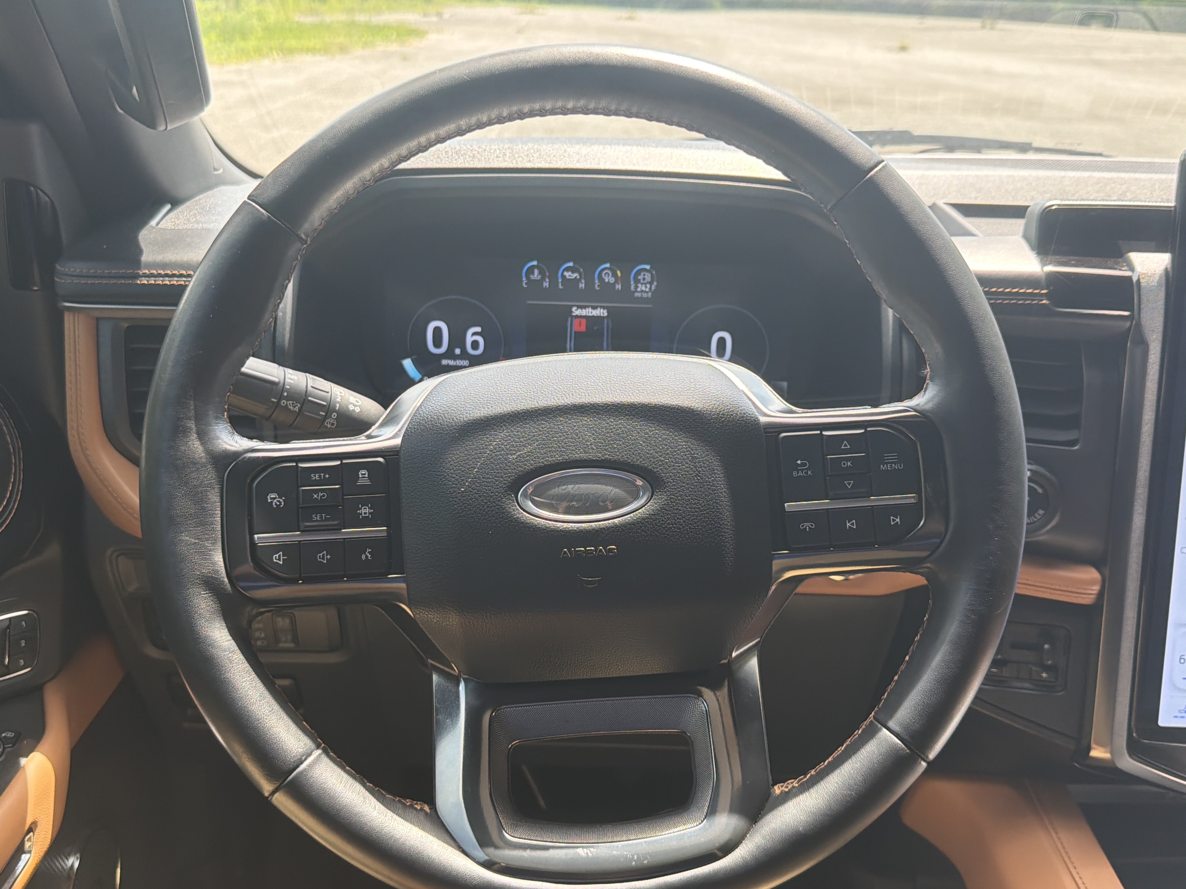 Used 2024 Ford Expedition Max Platinum AWD/4WD image 11