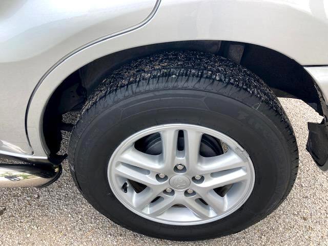 Used 2002 Toyota RAV4 2WD image 11