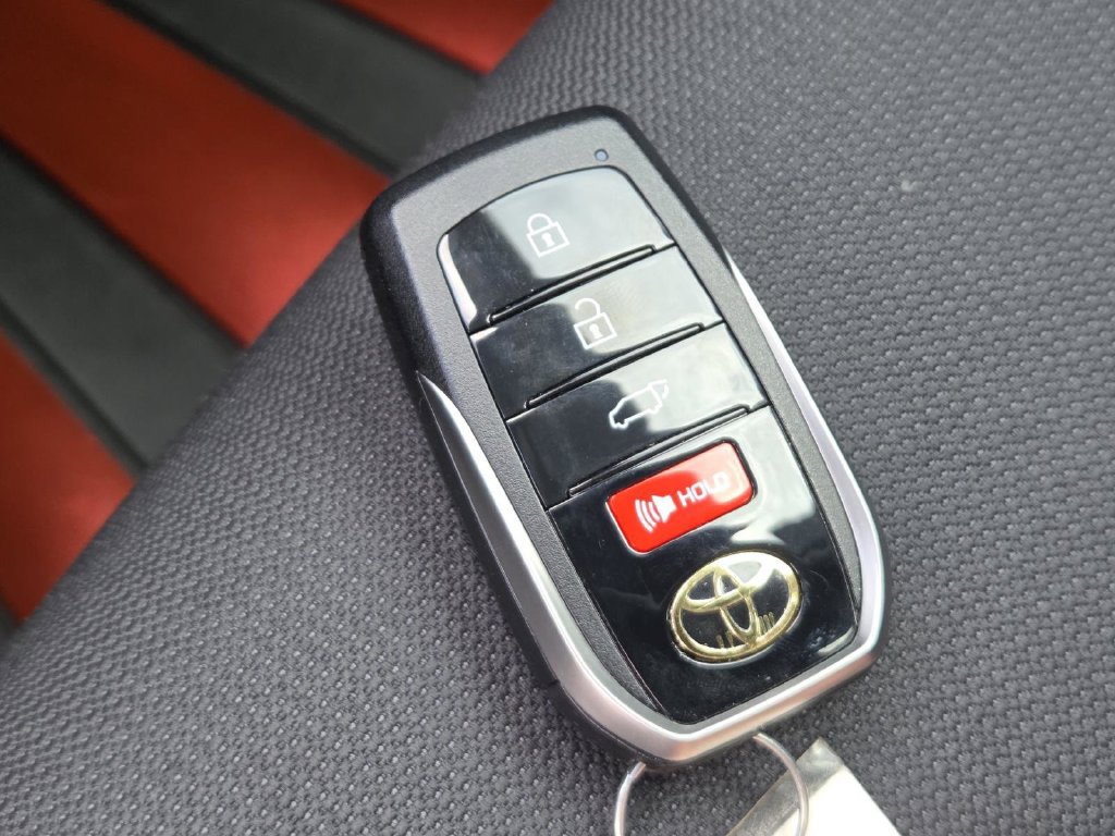 Used 2024 Toyota Corolla SE FWD image 33