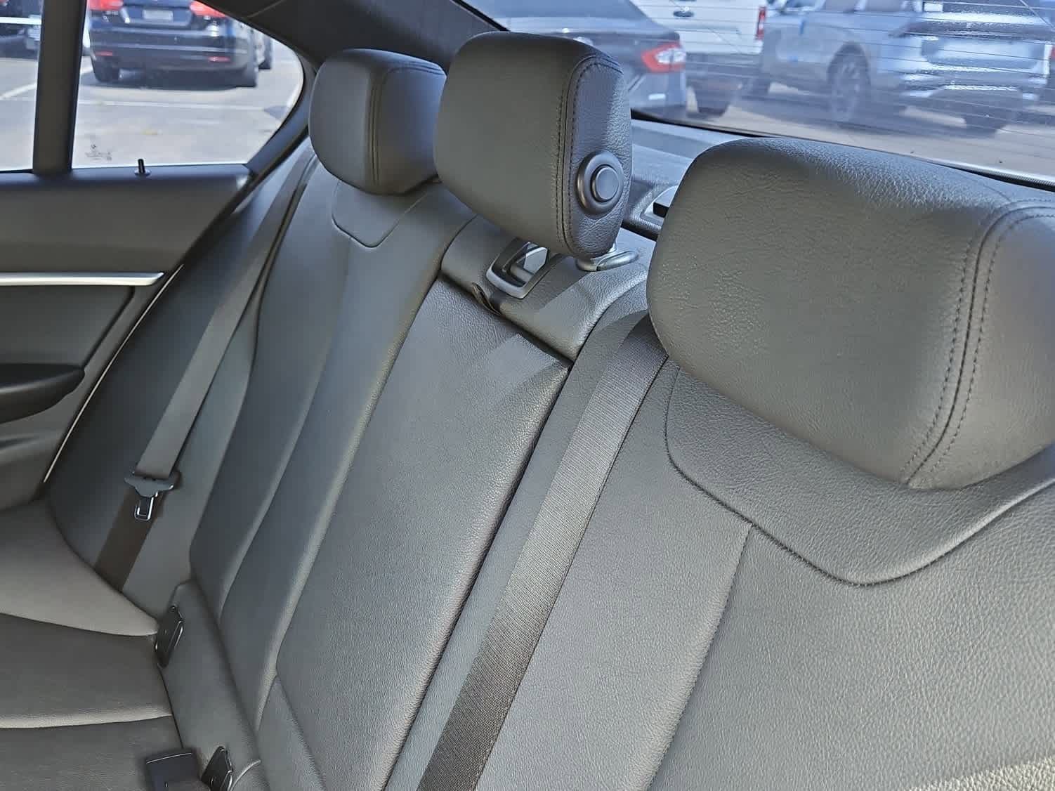 Used 2018 BMW 330i Sedan image 12