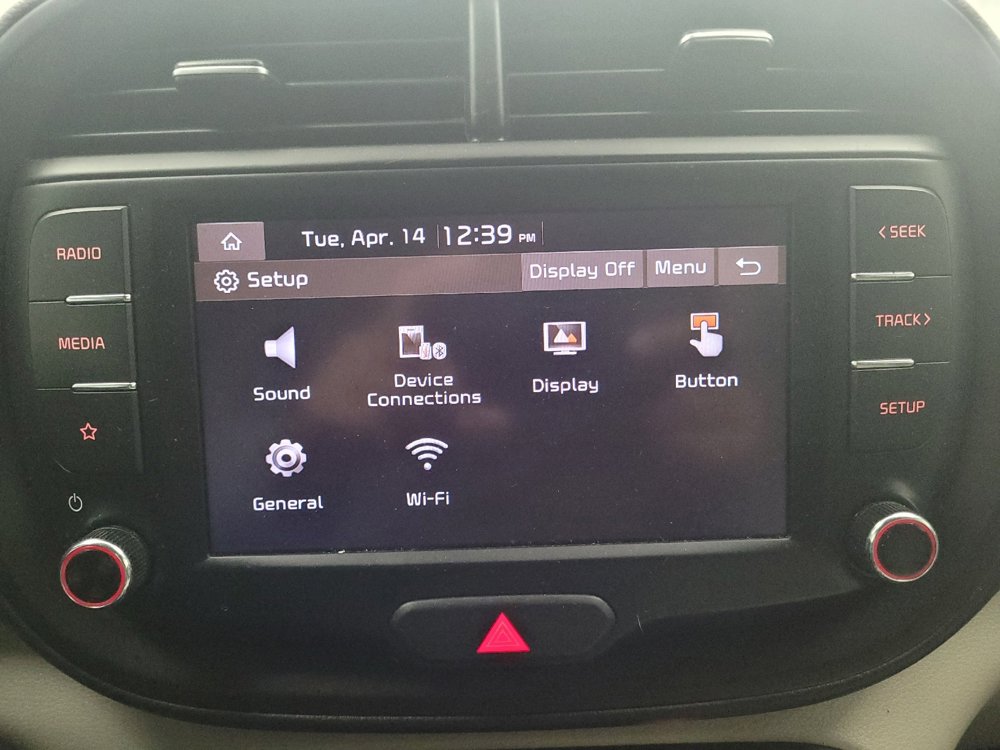 Used 2022 Kia Soul LX image 25