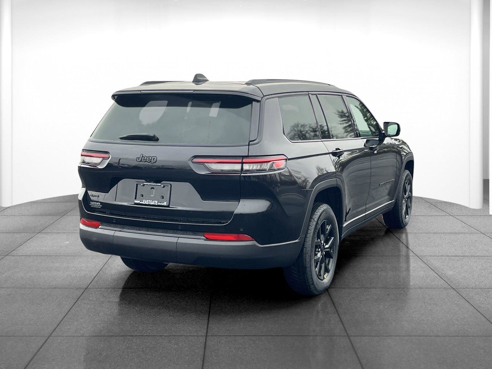 New 2025 Jeep Grand Cherokee L Altitude image 7