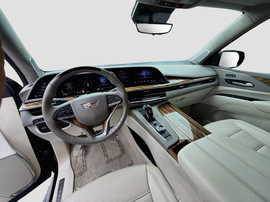 Used 2023 Cadillac Escalade Sport Platinum w/ LPO, ONYX Package AWD/4WD image 9