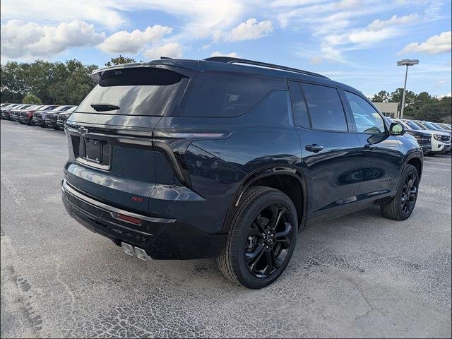 New 2027 Chevrolet Traverse RS w/ LPO, Floor Liner Package FWD image 3