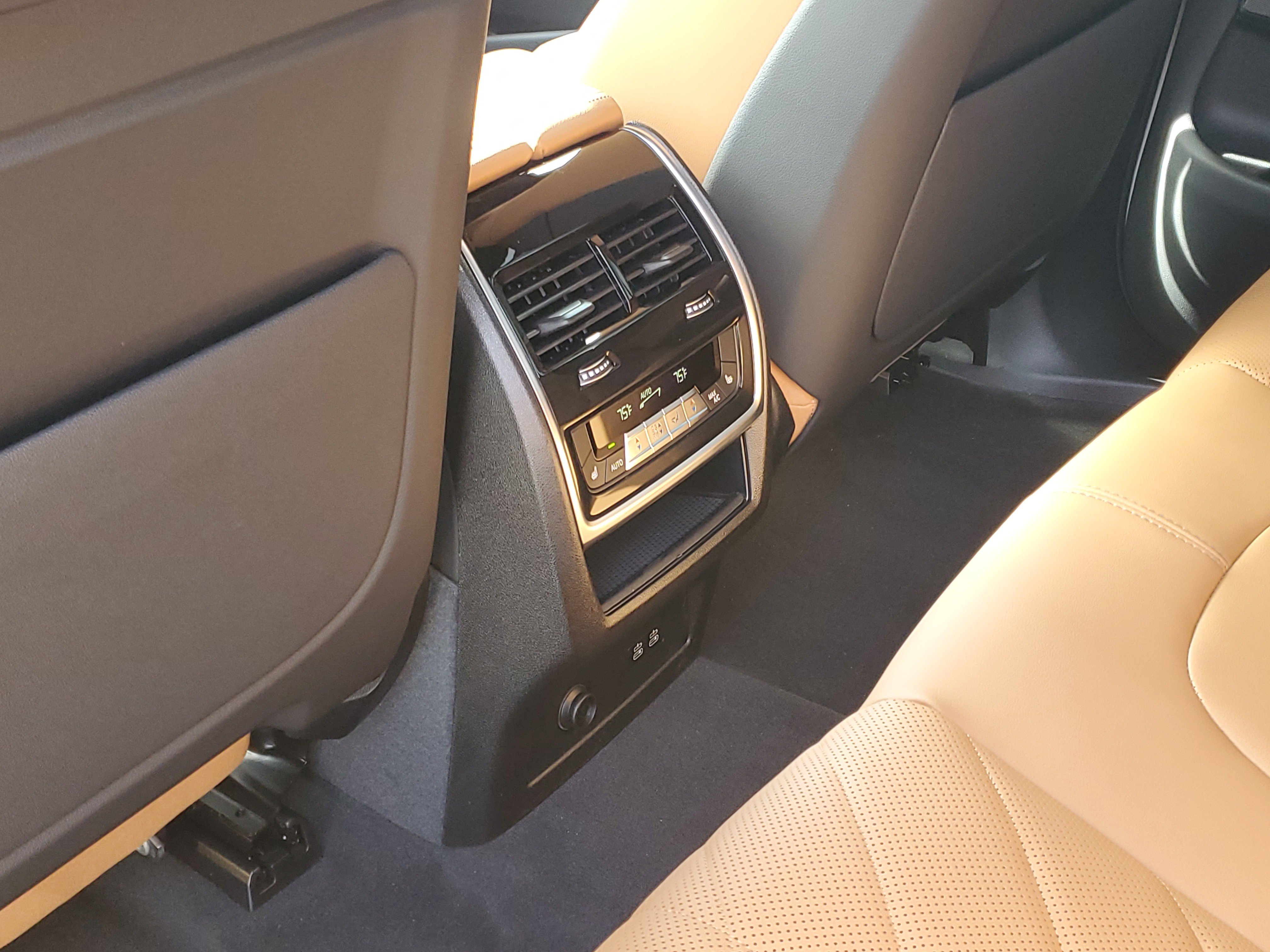 New 2026 BMW X5 M60i image 24