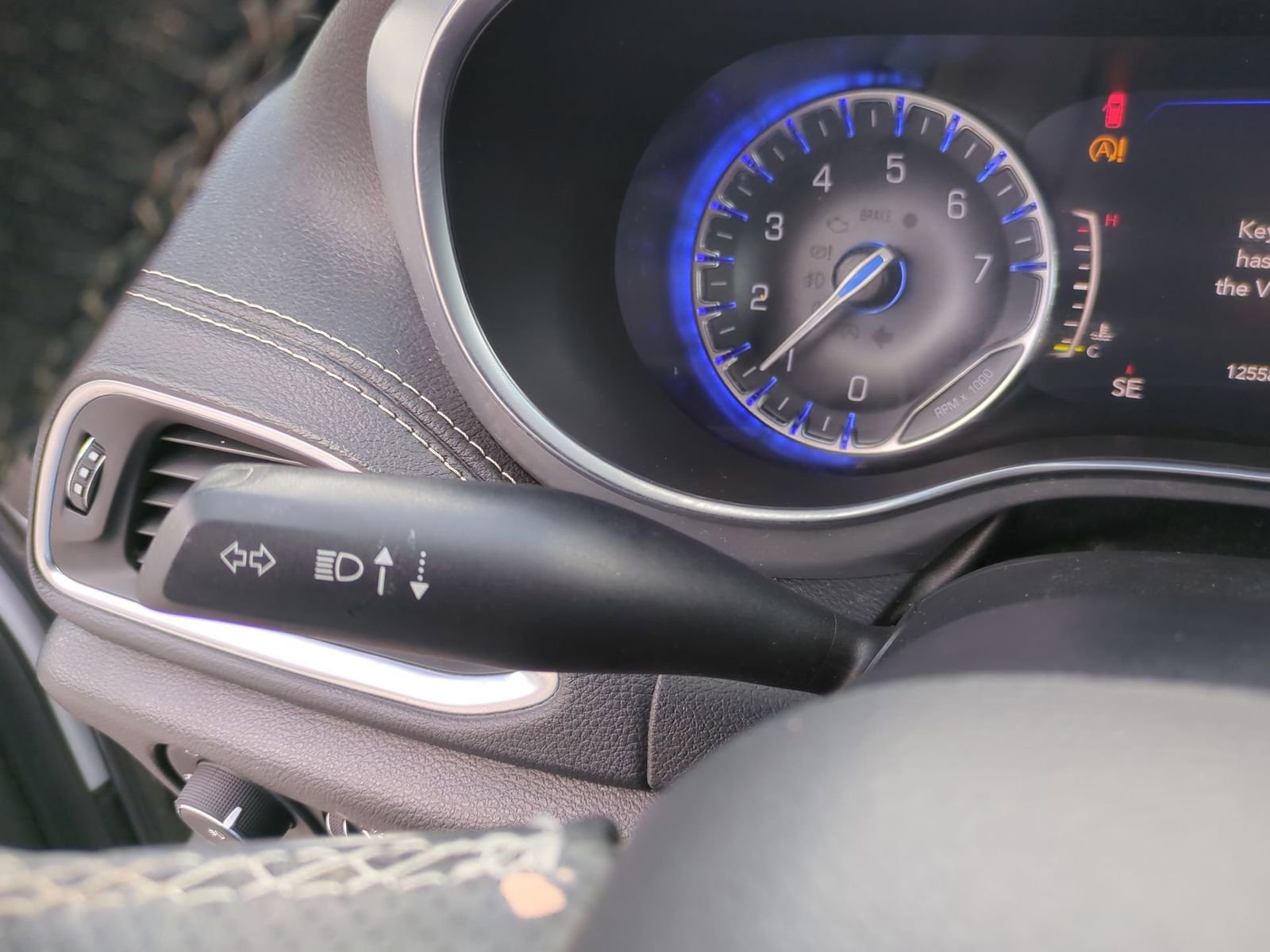 Used 2019 Chrysler Pacifica Limited w/ S Appearance Package image 37