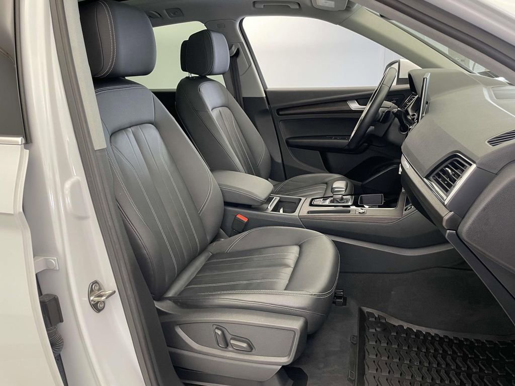 Used 2022 Audi Q5 2.0T Premium image 23