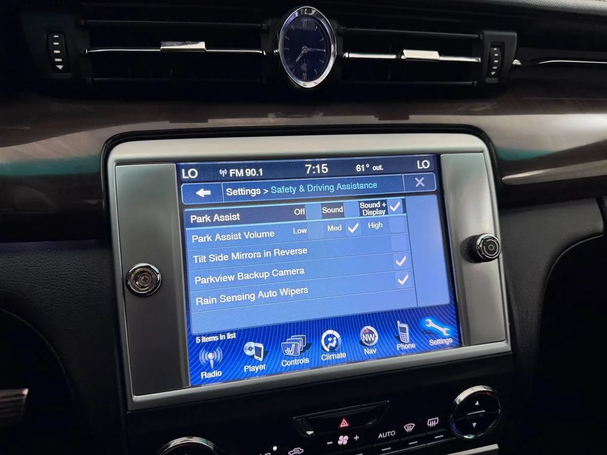 Used 2014 Maserati Quattroporte S Q4 AWD/4WD image 16