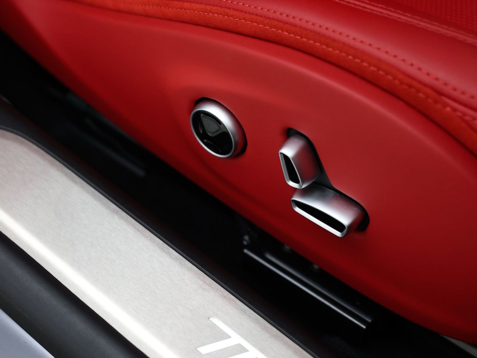 Used 2024 Maserati GranTurismo Trofeo AWD/4WD image 15