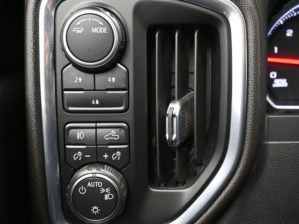 Used 2023 Chevrolet Silverado 2500 LT w/ Convenience Package image 20